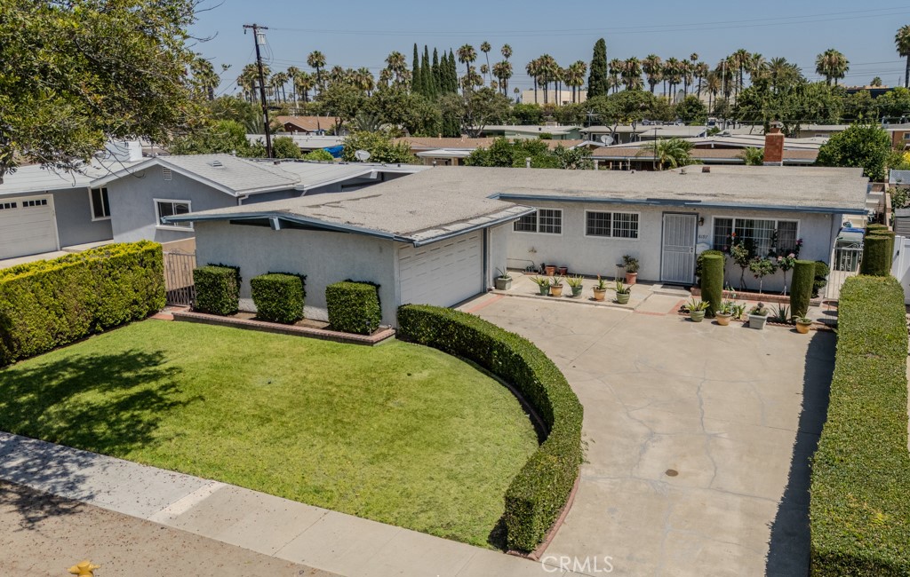 8197 Larch Circle