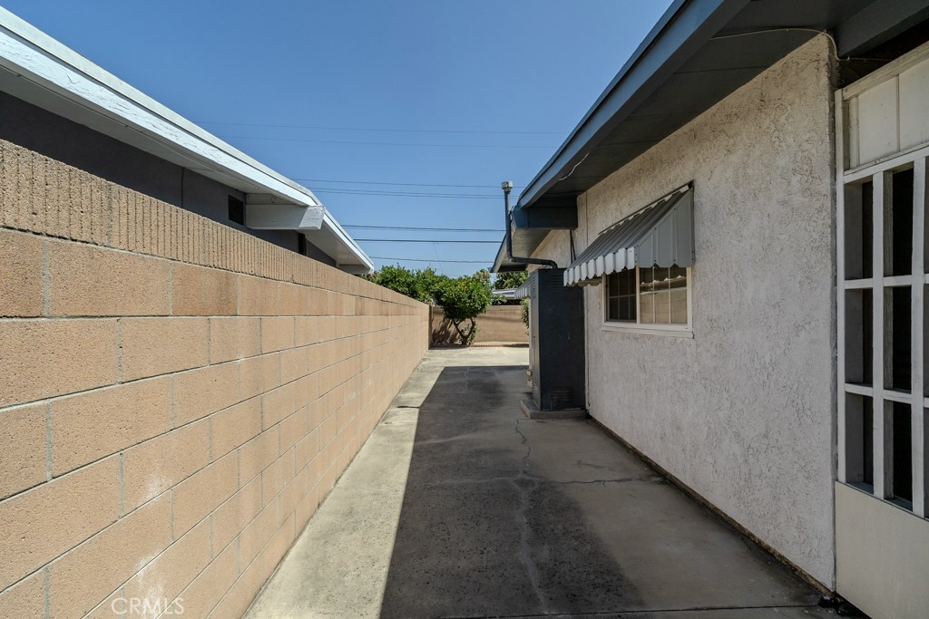 8197 Larch Circle