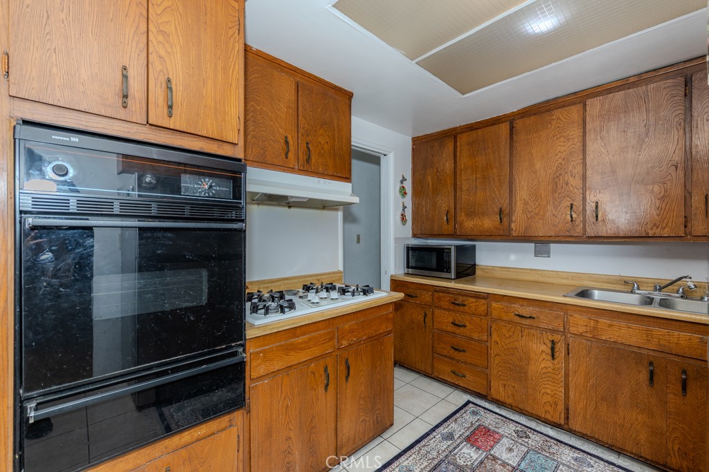 8197 Larch Circle