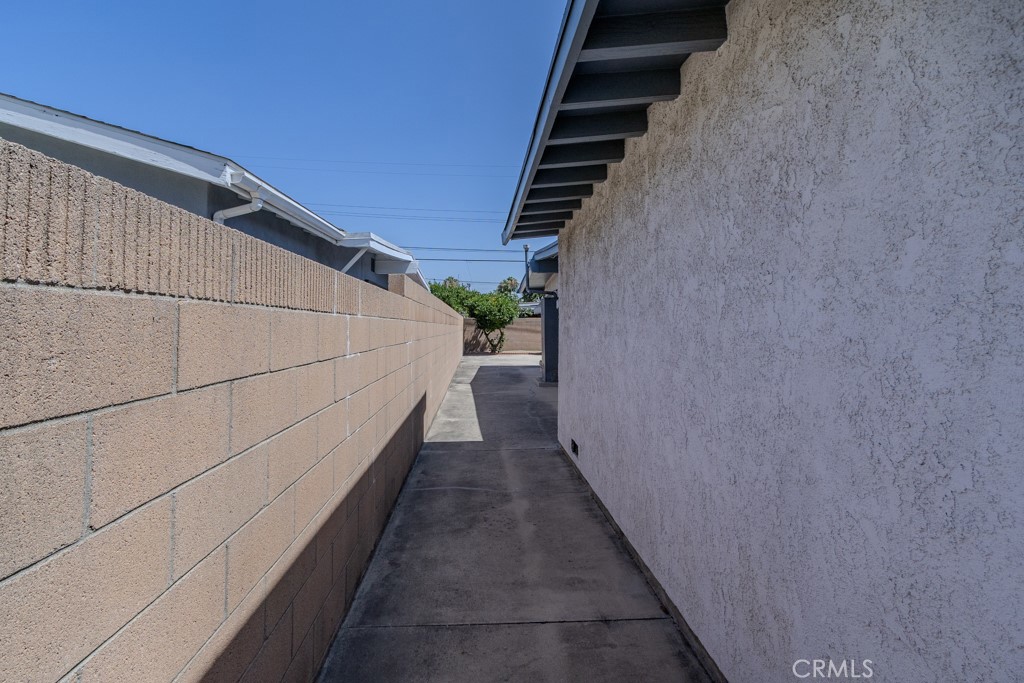 8197 Larch Circle