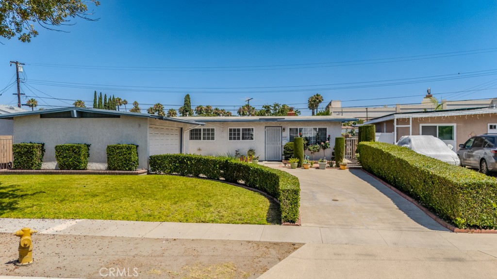 8197 Larch Circle