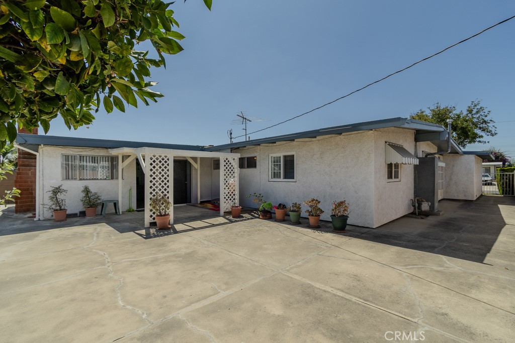 8197 Larch Circle