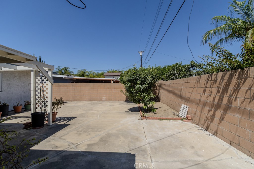 8197 Larch Circle