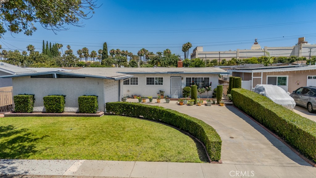 8197 Larch Circle