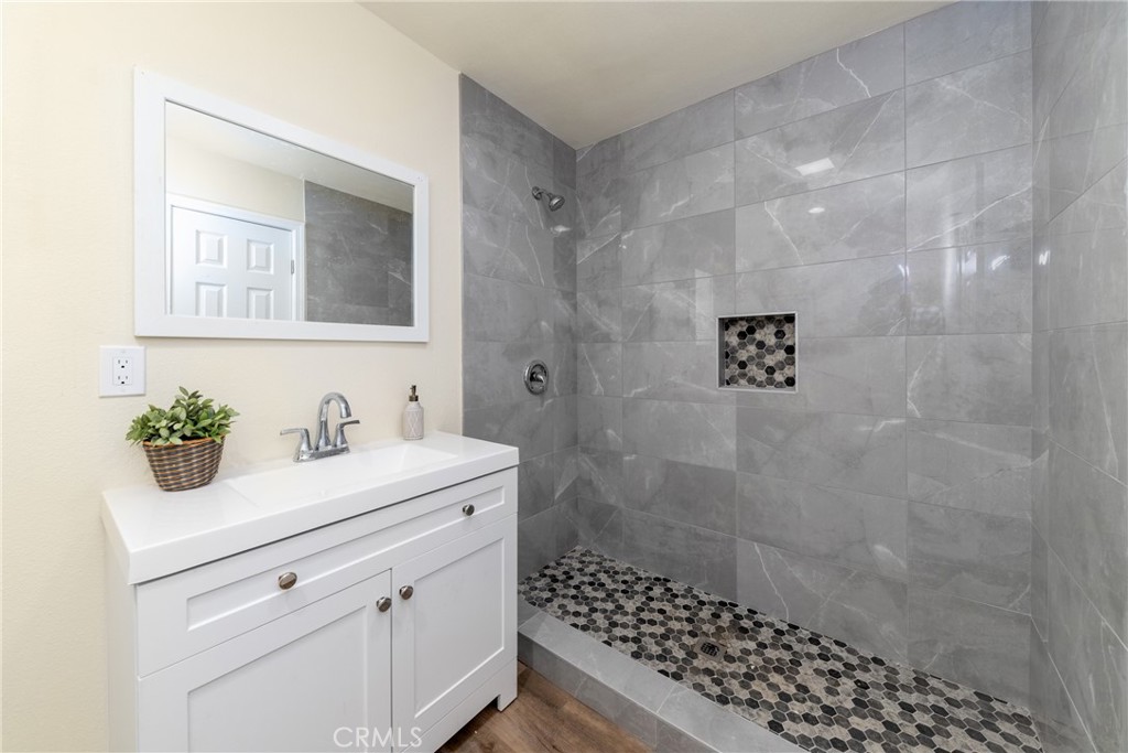 968 W Badillo Street