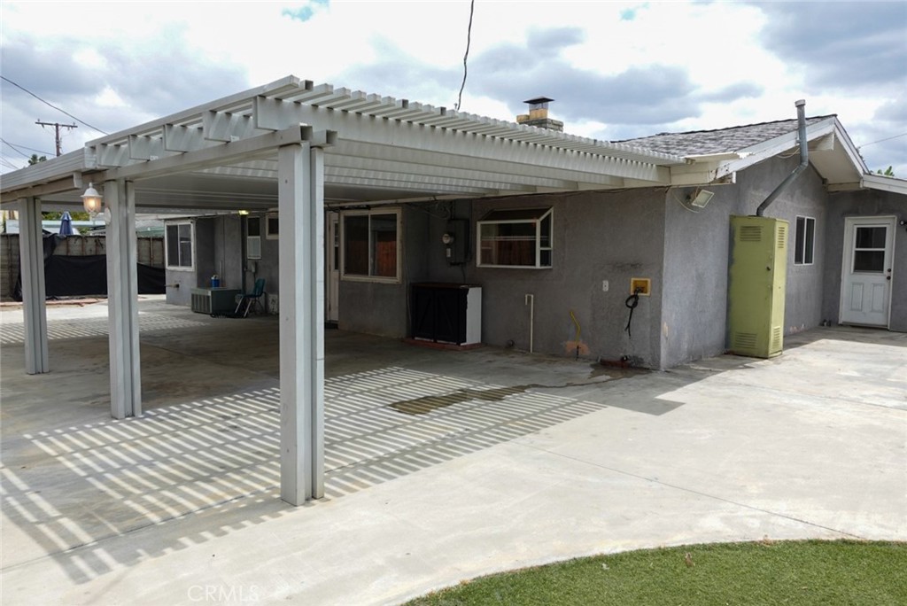 2379 W Coronet