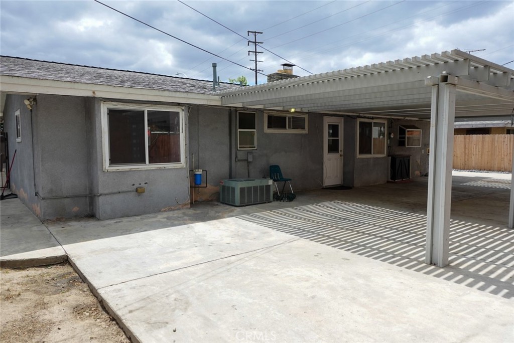 2379 W Coronet