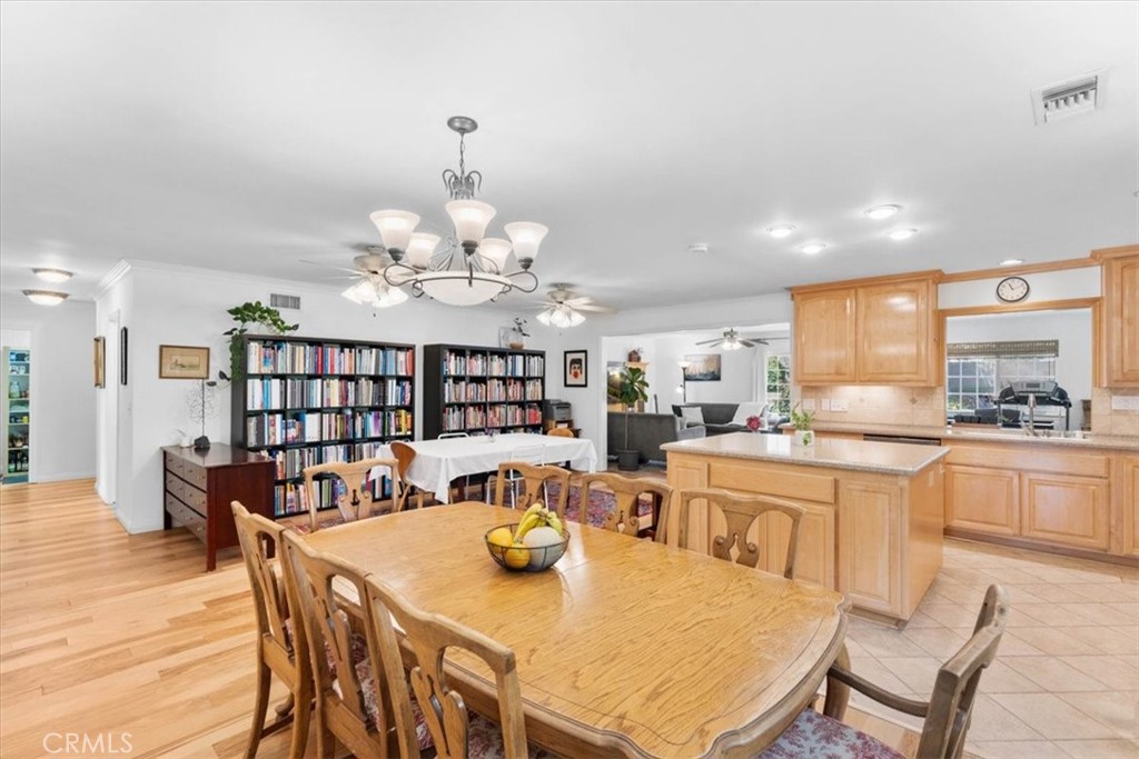 1626 S Boulder Avenue