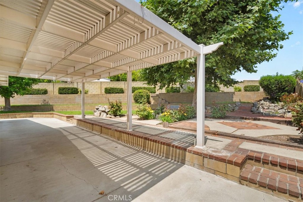 1626 S Boulder Avenue