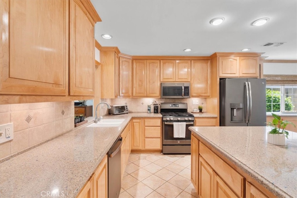 1626 S Boulder Avenue