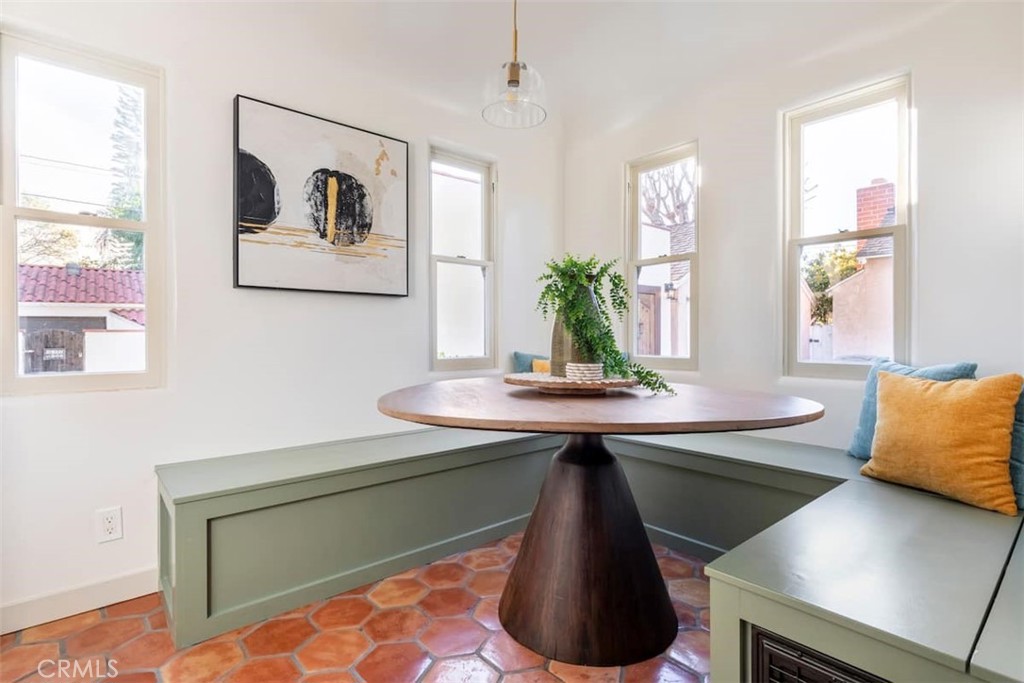 531 S Indiana Street