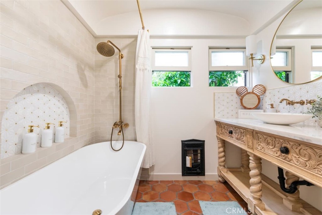 531 S Indiana Street