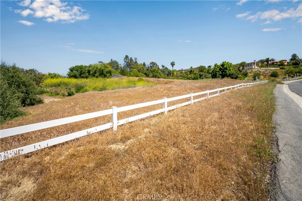 2887 Shadow Canyon Road