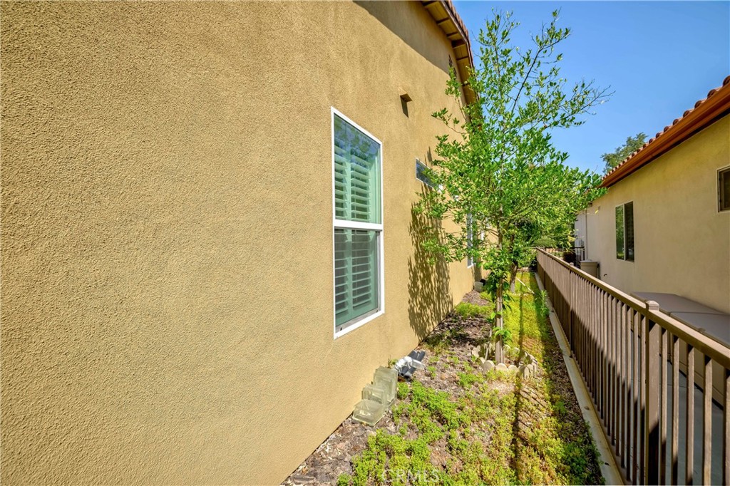 9371 Pioneer Lane