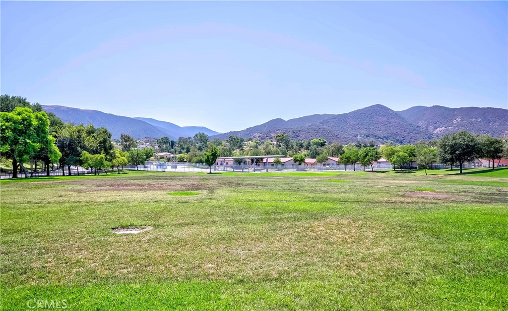 4498 Driving Range Road