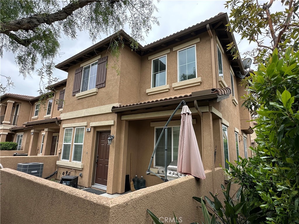 385 W Mountain Holly Avenue