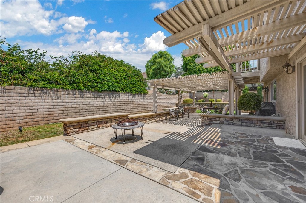 1617 Cedarcrest Drive