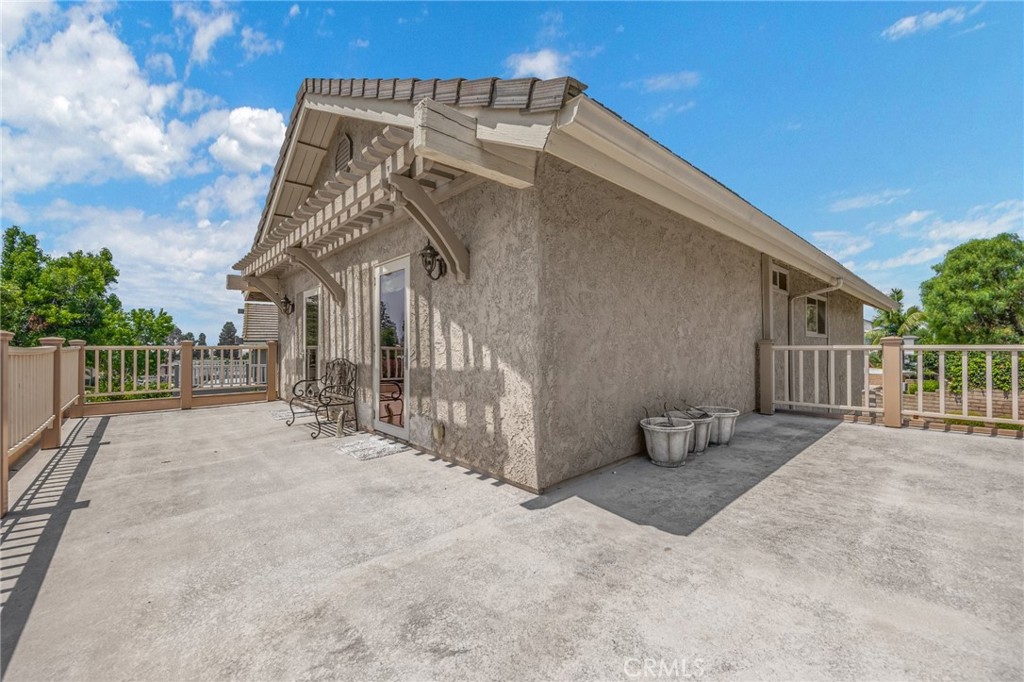 1617 Cedarcrest Drive