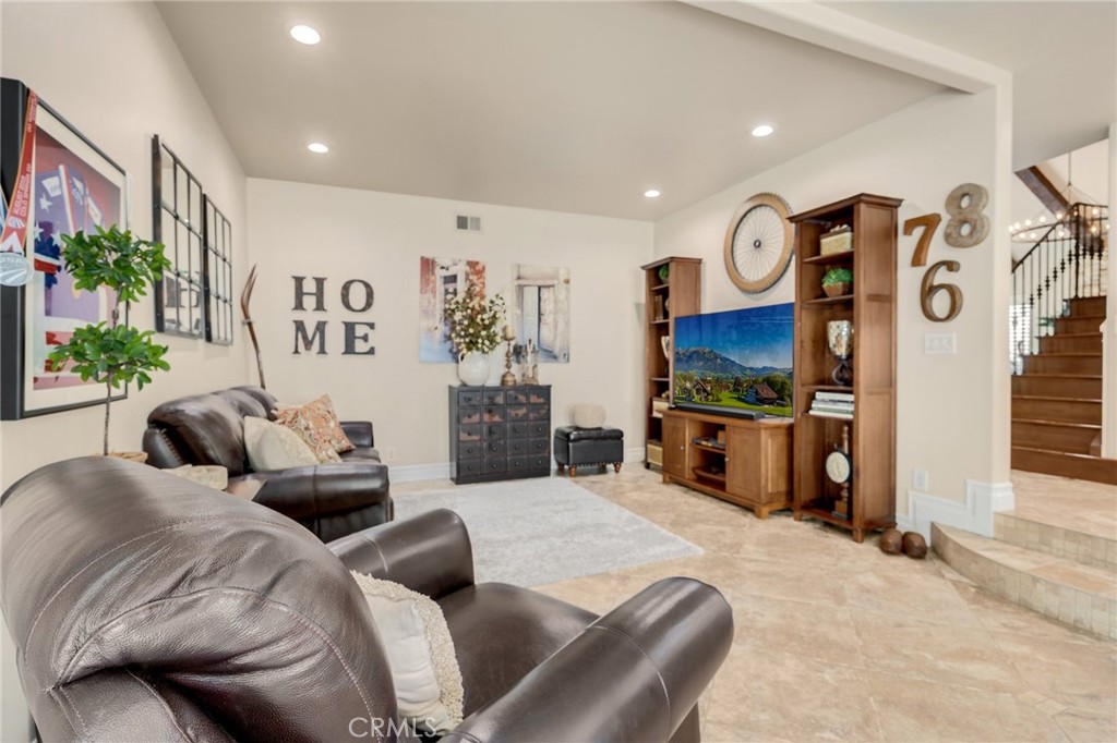 1617 Cedarcrest Drive