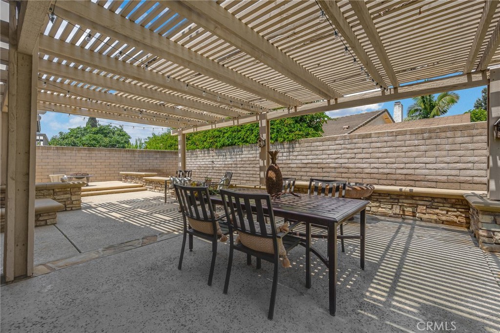 1617 Cedarcrest Drive