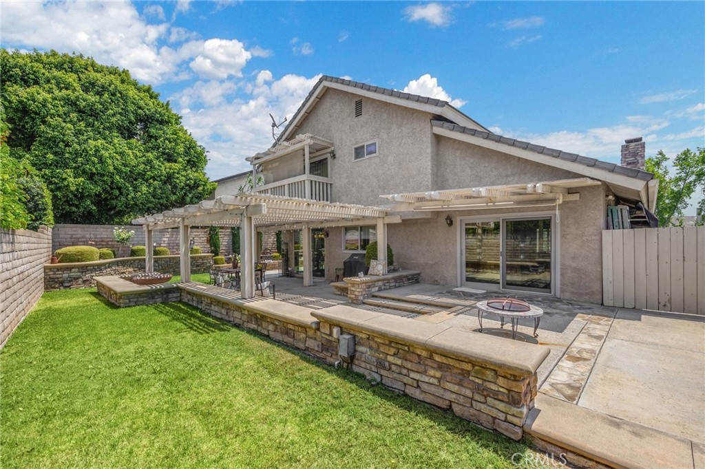 1617 Cedarcrest Drive