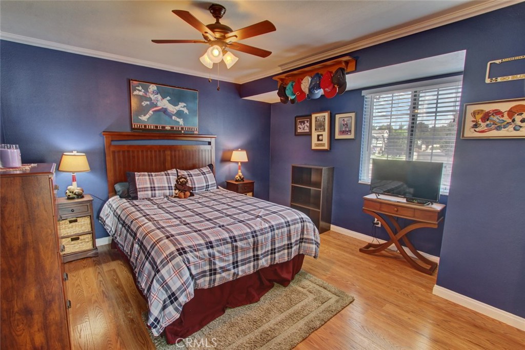 5745 Avenida Antigua