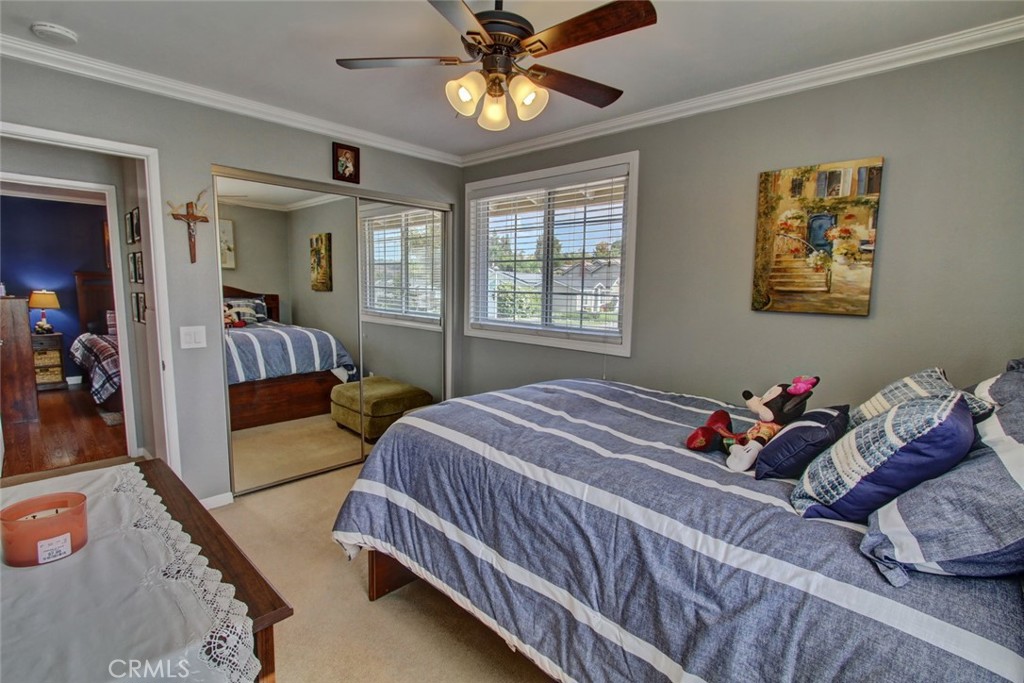 5745 Avenida Antigua