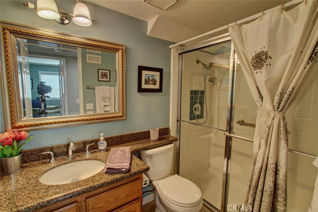 5745 Avenida Antigua