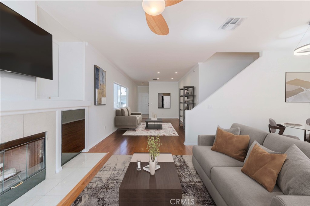 23830 Los Codona Avenue