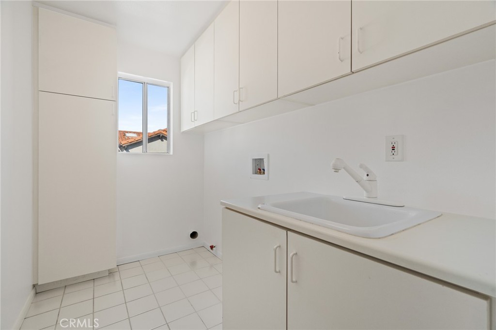 23830 Los Codona Avenue