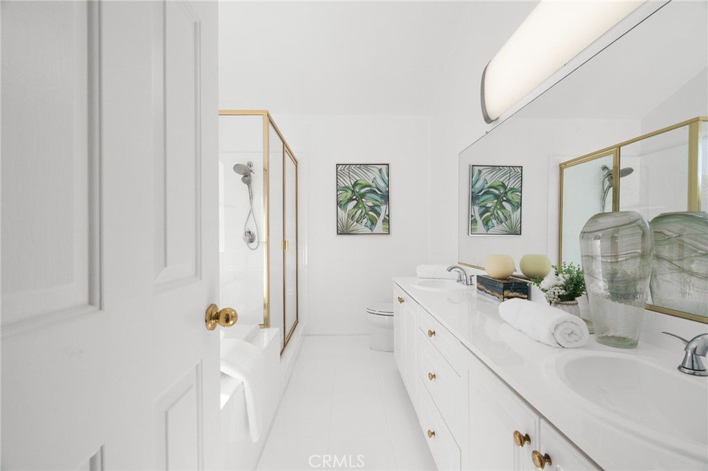 23830 Los Codona Avenue