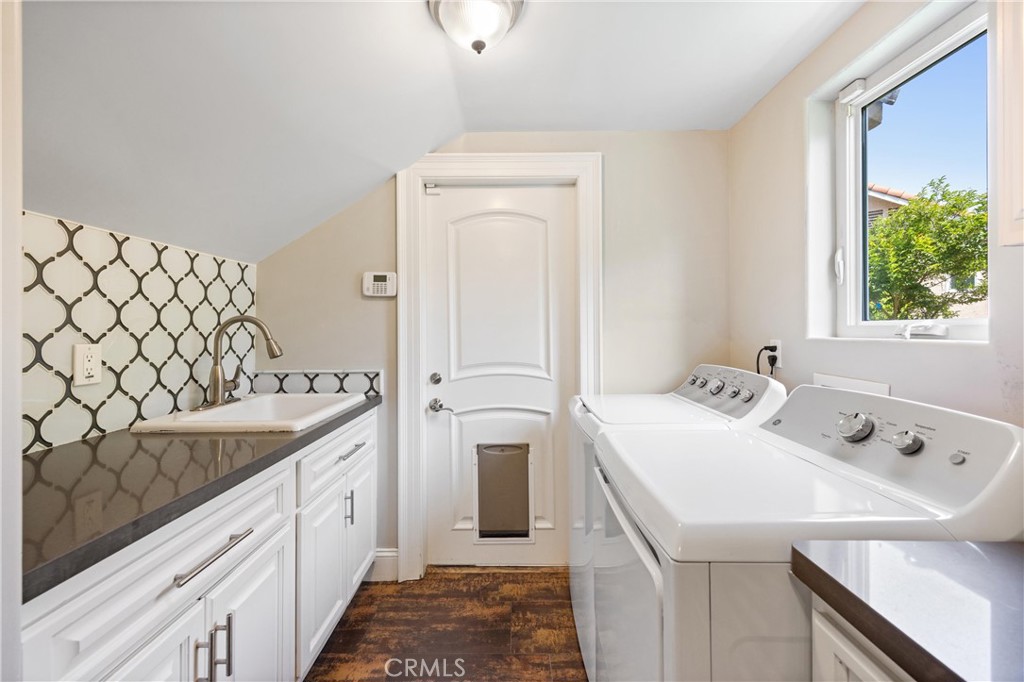 1202 Duke Lane