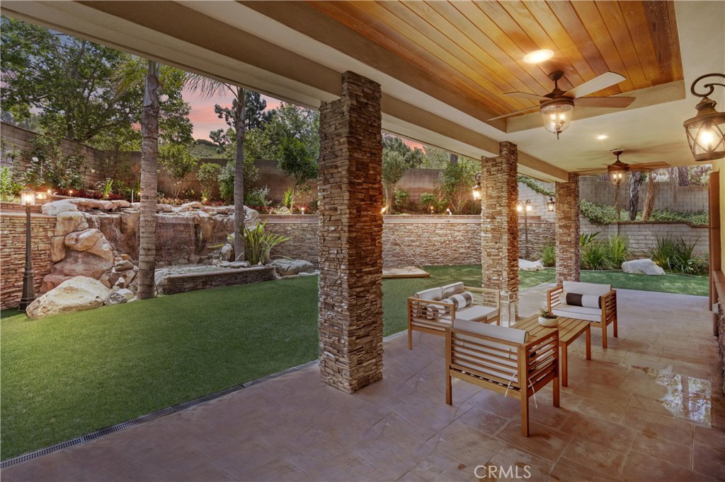1202 Duke Lane