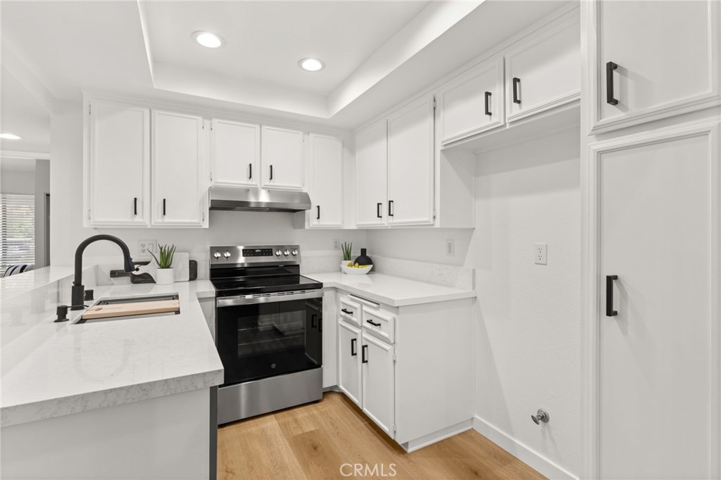 2733 Pine Creek Circle