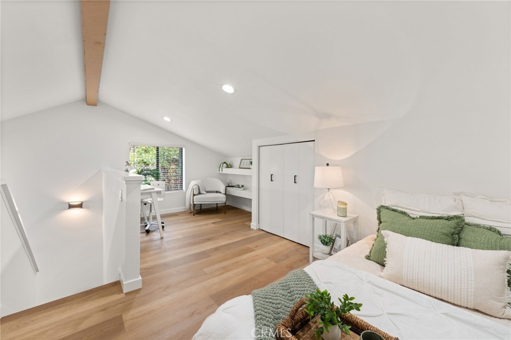 2733 Pine Creek Circle