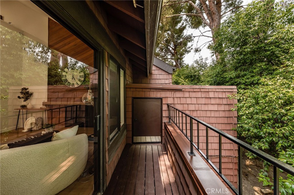 2733 Pine Creek Circle