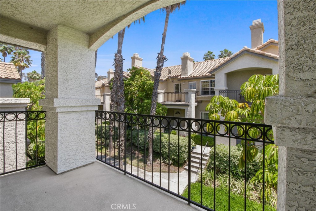15118 Ocaso Avenue