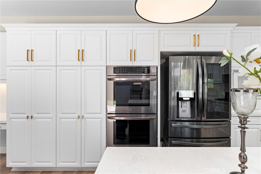 2580 Pearblossom Street