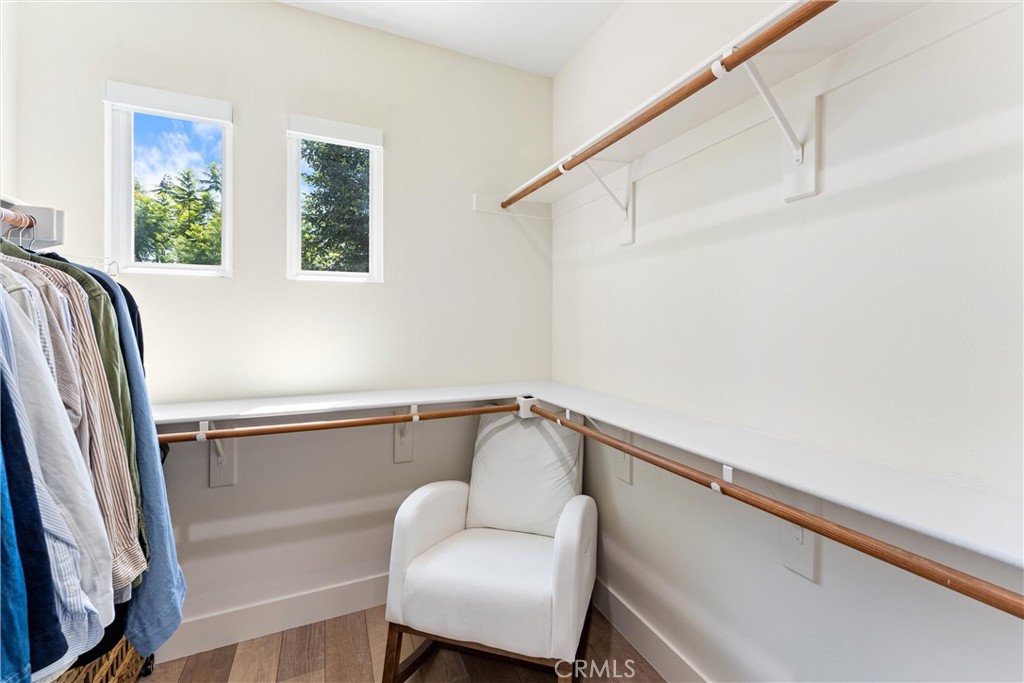 2580 Pearblossom Street