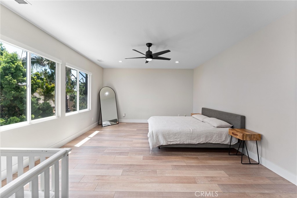 2580 Pearblossom Street