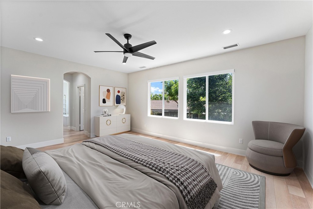 2580 Pearblossom Street