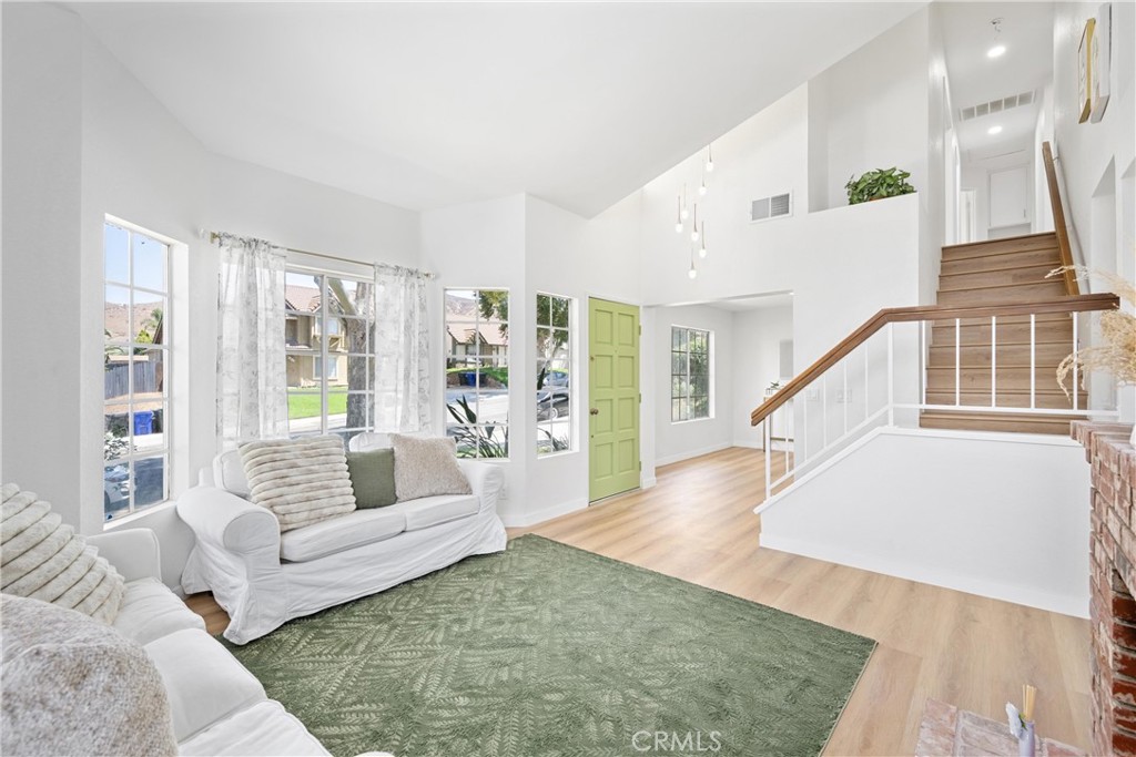 4773 Mount Rainier Street