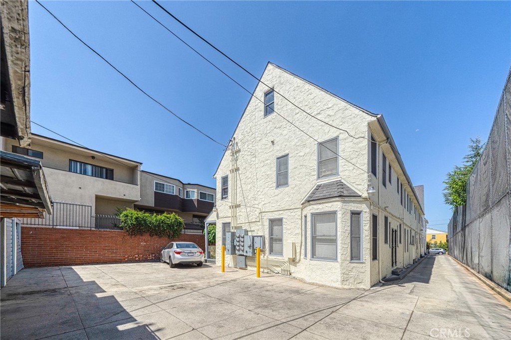 248 S Hobart
