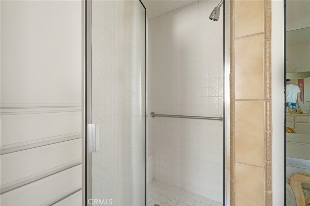 370 S Elm 2