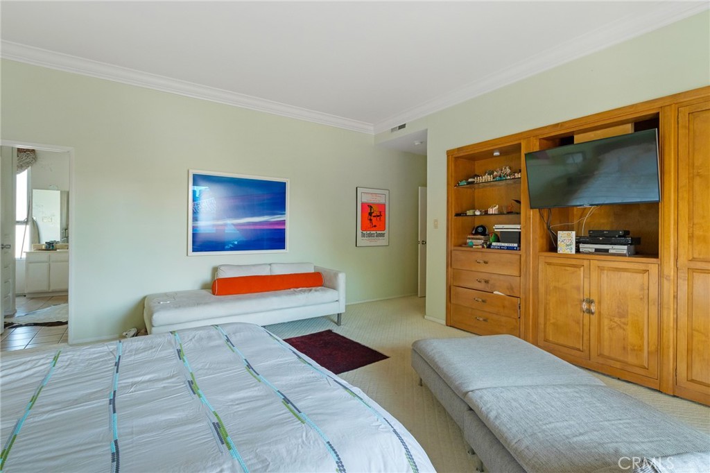 370 S Elm 2