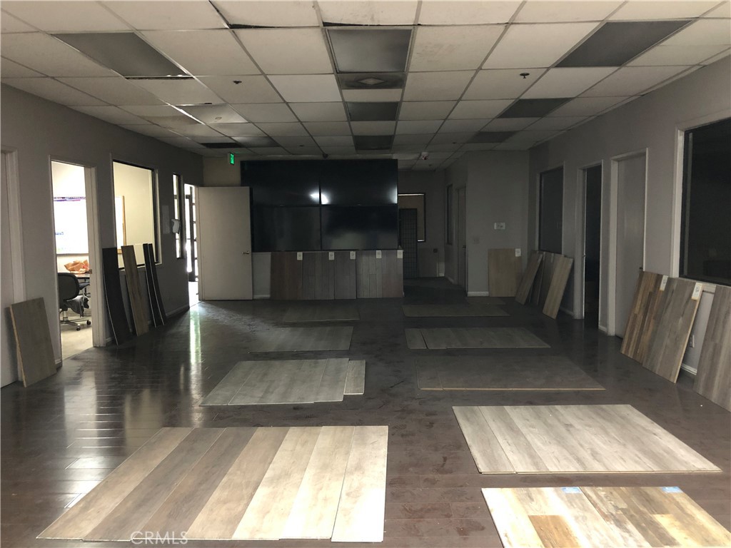 18409 E Valley Boulevard