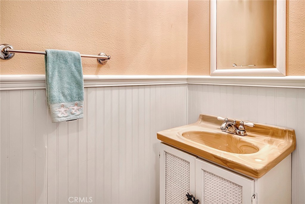 2240 Camino Centroloma