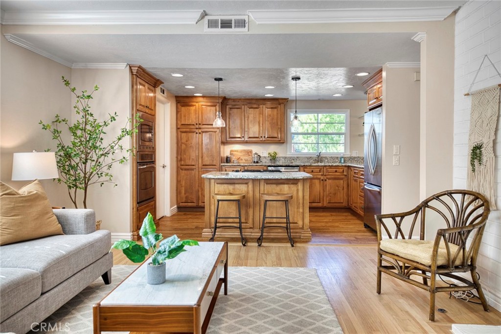 2240 Camino Centroloma