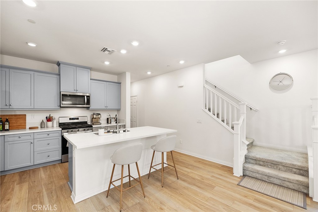 3906 E Coronado Privado