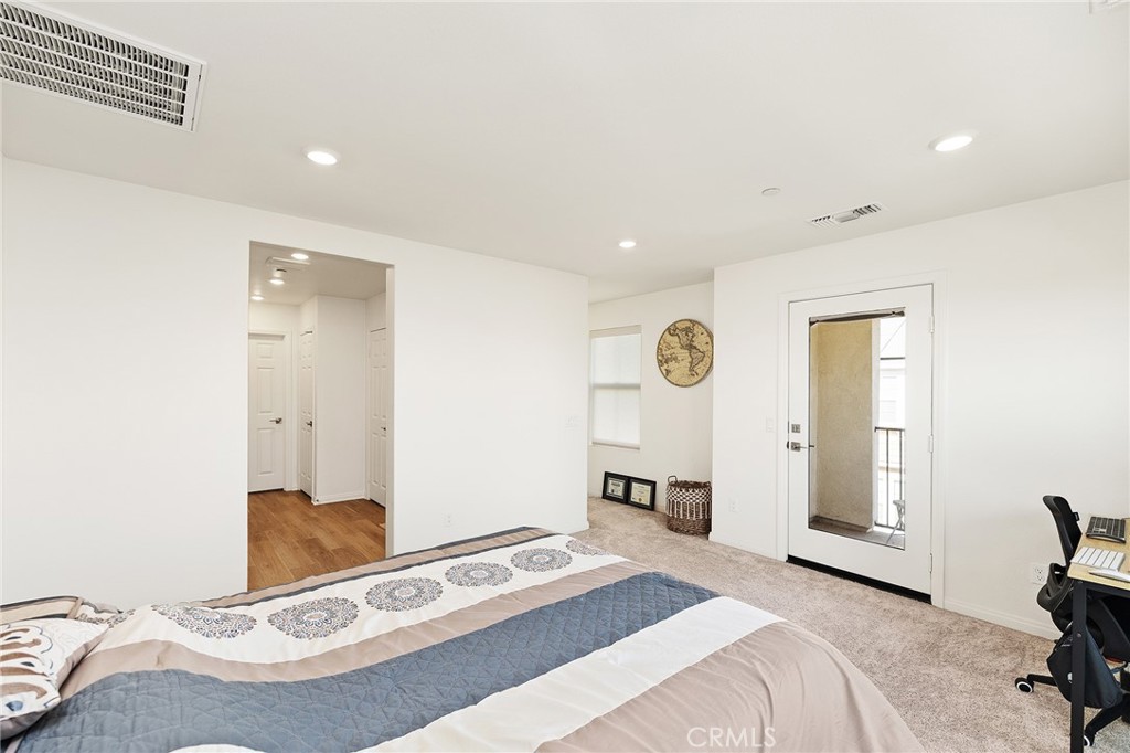 3906 E Coronado Privado